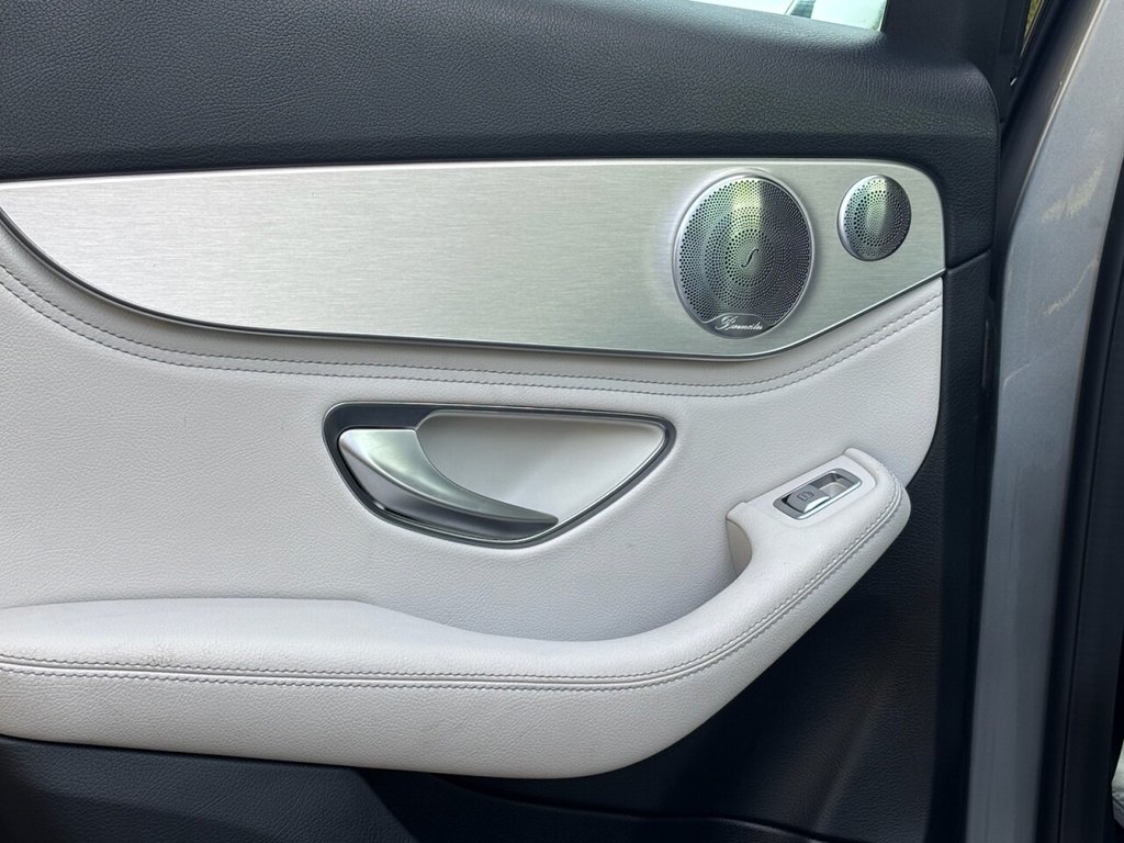 Used Mercedes-Benz C Class 2014 for sale - 77642959: Photo 47