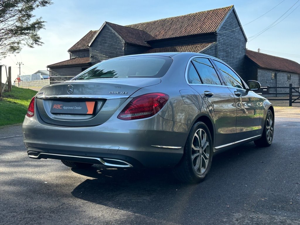 Used Mercedes-Benz C Class 2014 for sale - 77642959: Photo 5