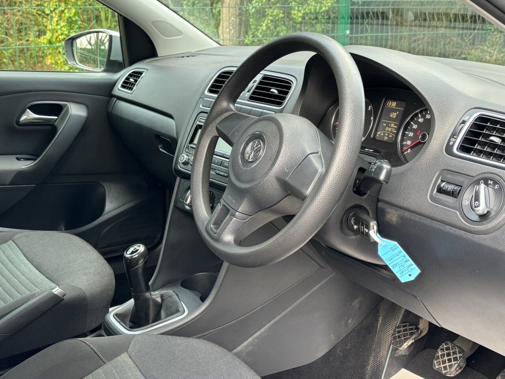 Used Volkswagen Polo 2011 for sale - 77547496: Photo 25