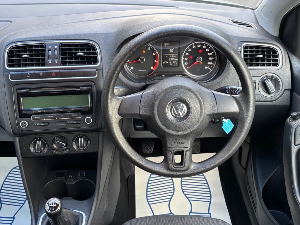 Used Volkswagen Polo 2011 for sale - 77547496: Photo 28