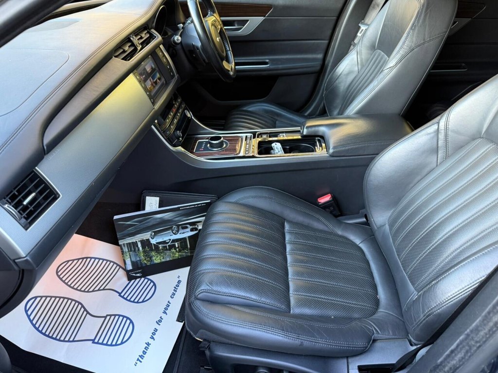 Used Jaguar XF 2016 for sale - 76654997: Photo 12