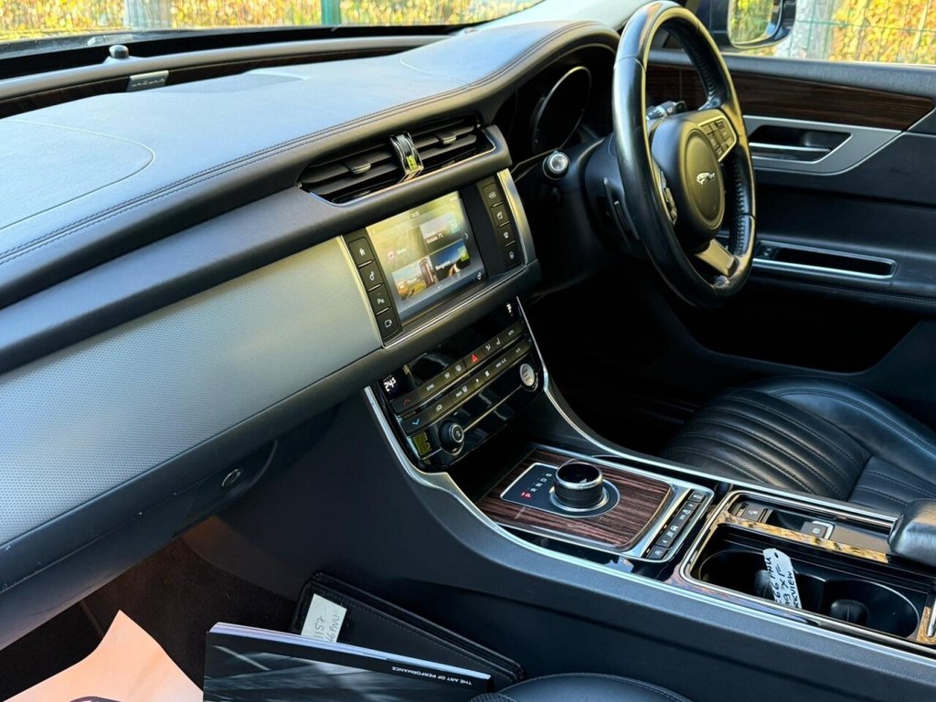 Used Jaguar XF 2016 for sale - 76654997: Photo 13