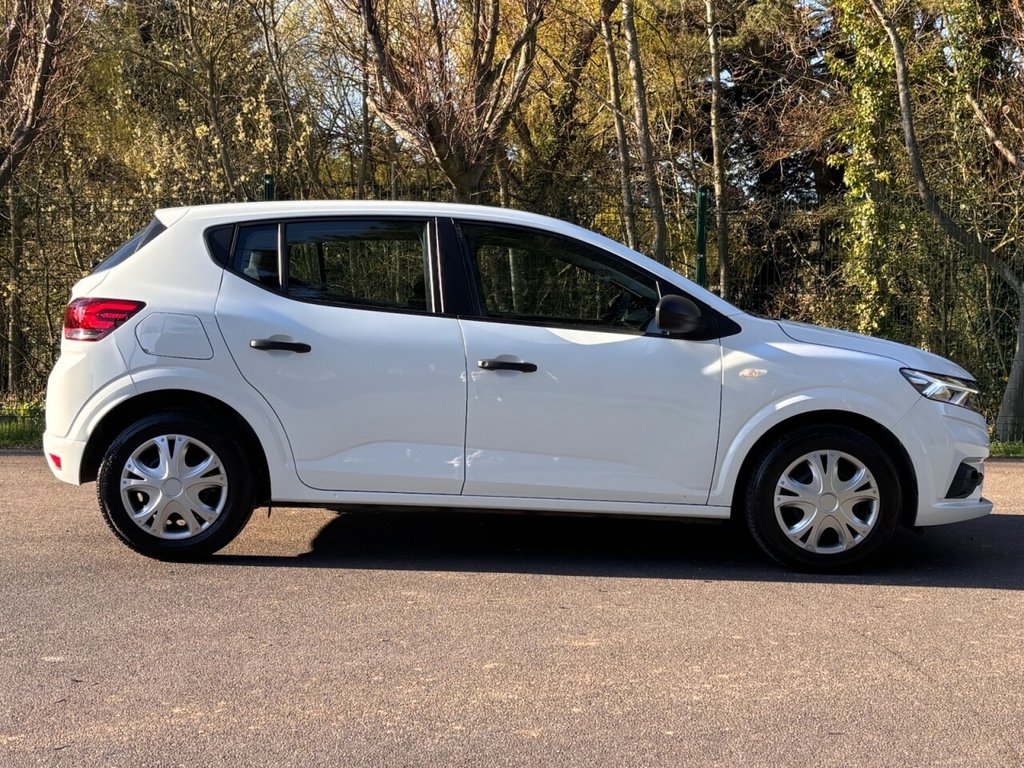 Used Dacia Sandero 2022 for sale - 77642829: Photo 11