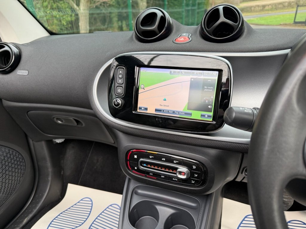 Used smart fortwo 2016 for sale - 77088994: Photo 31