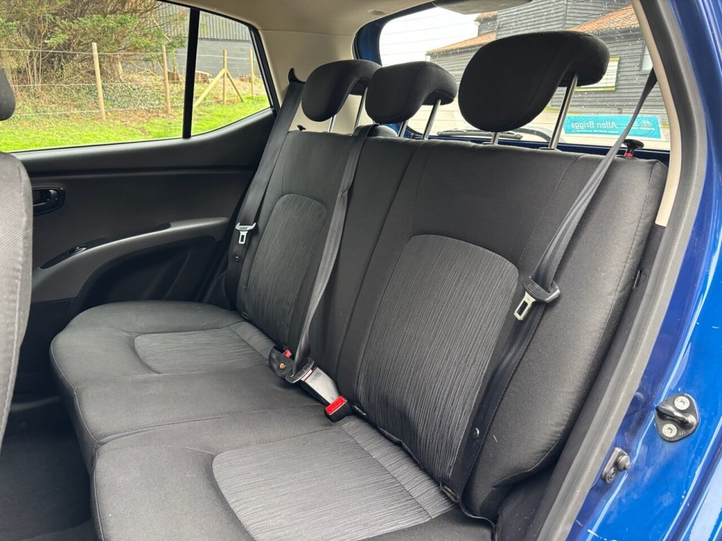 Used Hyundai i10 2012 for sale - 77835313: Photo 40