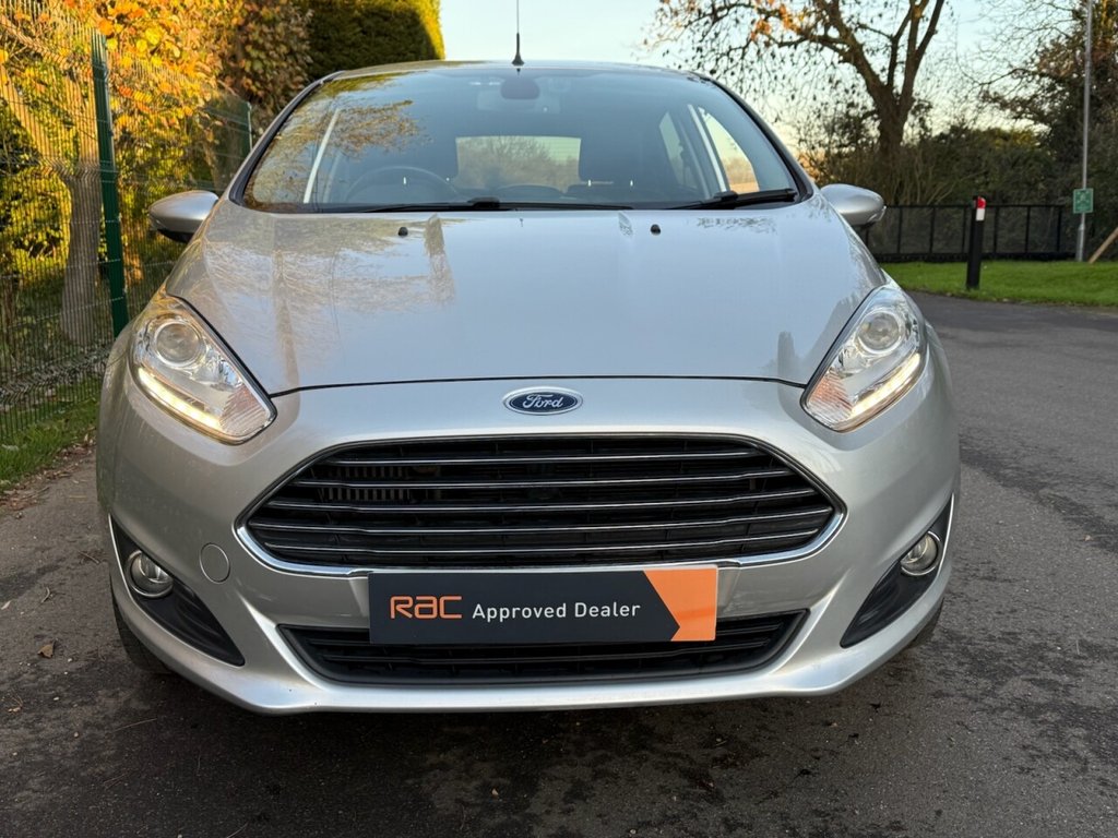 Used Ford Fiesta 2015 for sale - 76686308: Photo 15