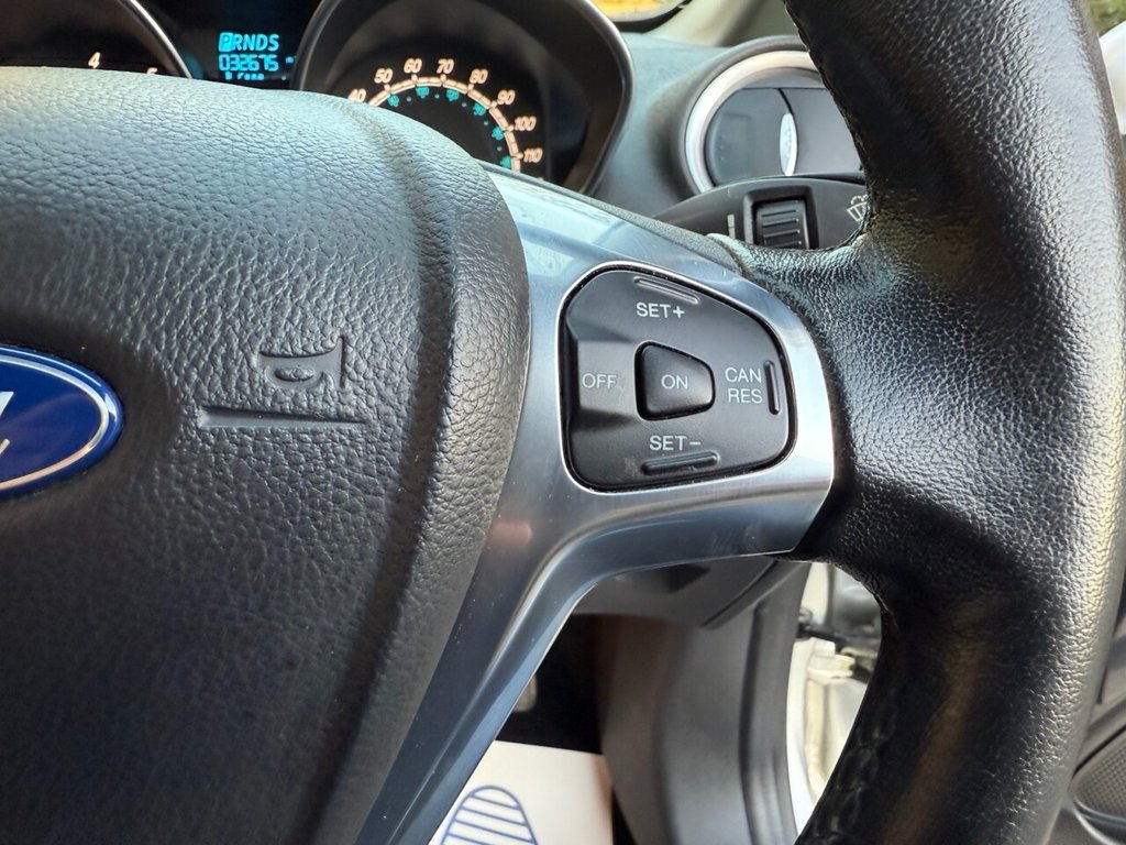 Used Ford Fiesta 2015 for sale - 76686308: Photo 38