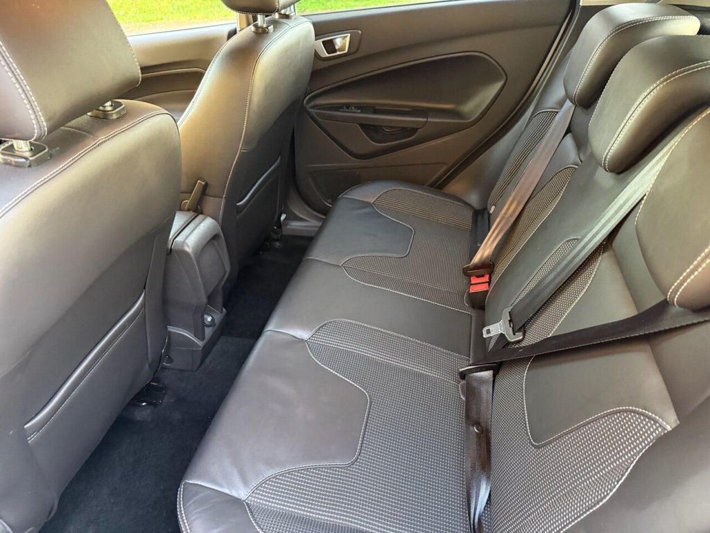Used Ford Fiesta 2015 for sale - 76686308: Photo 47