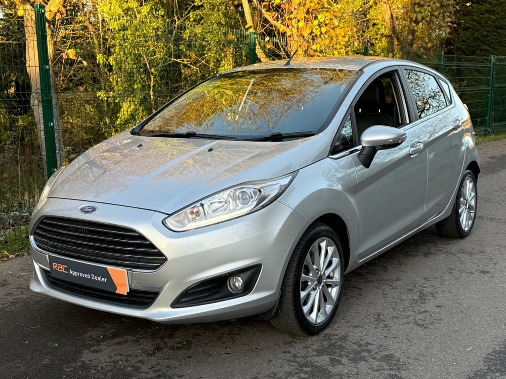 Used Ford Fiesta 2015 for sale - 76686308: Photo 6