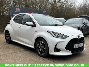 Used Toyota Yaris 2021 for sale - 77835211: Photo