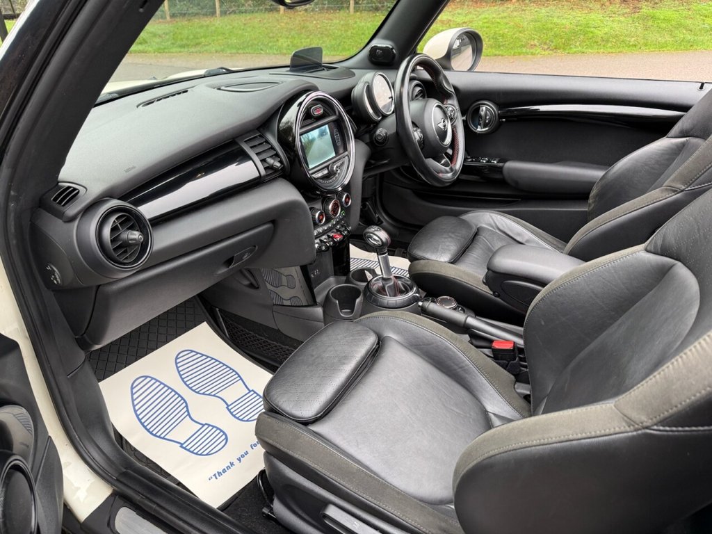 Used MINI Convertible 2017 for sale - 76966216: Photo 16