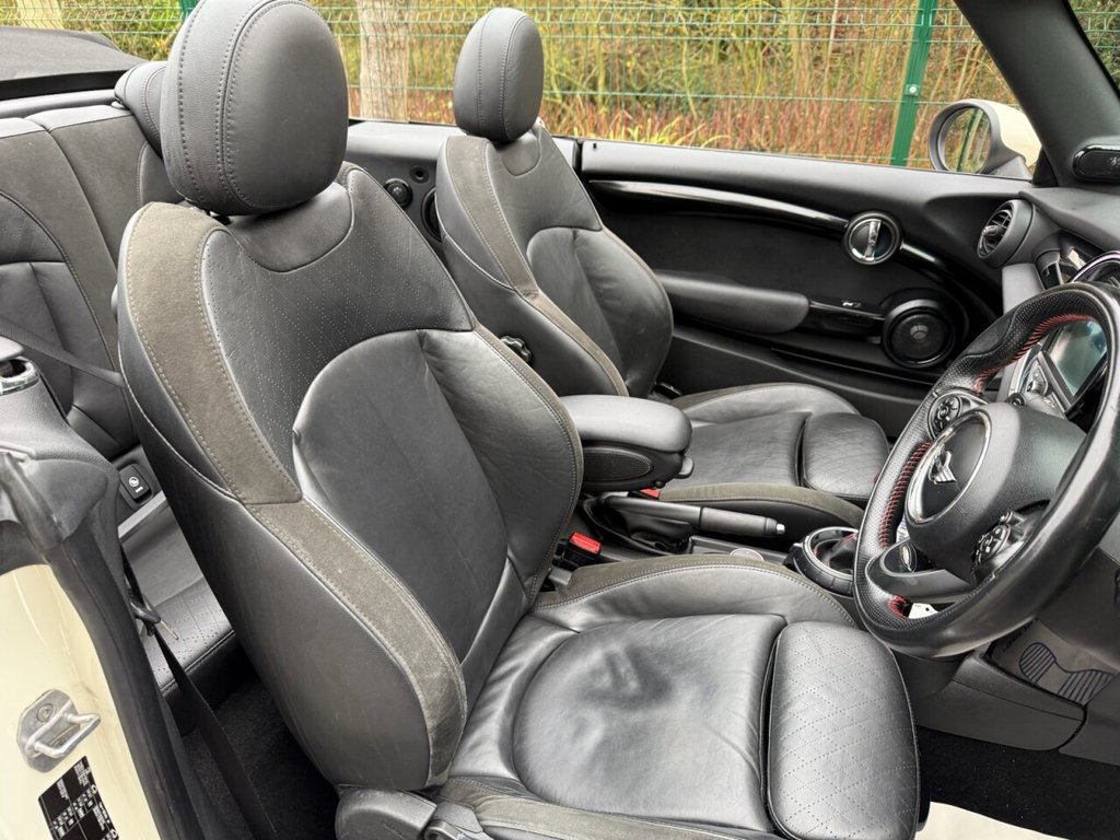Used MINI Convertible 2017 for sale - 76966216: Photo 23
