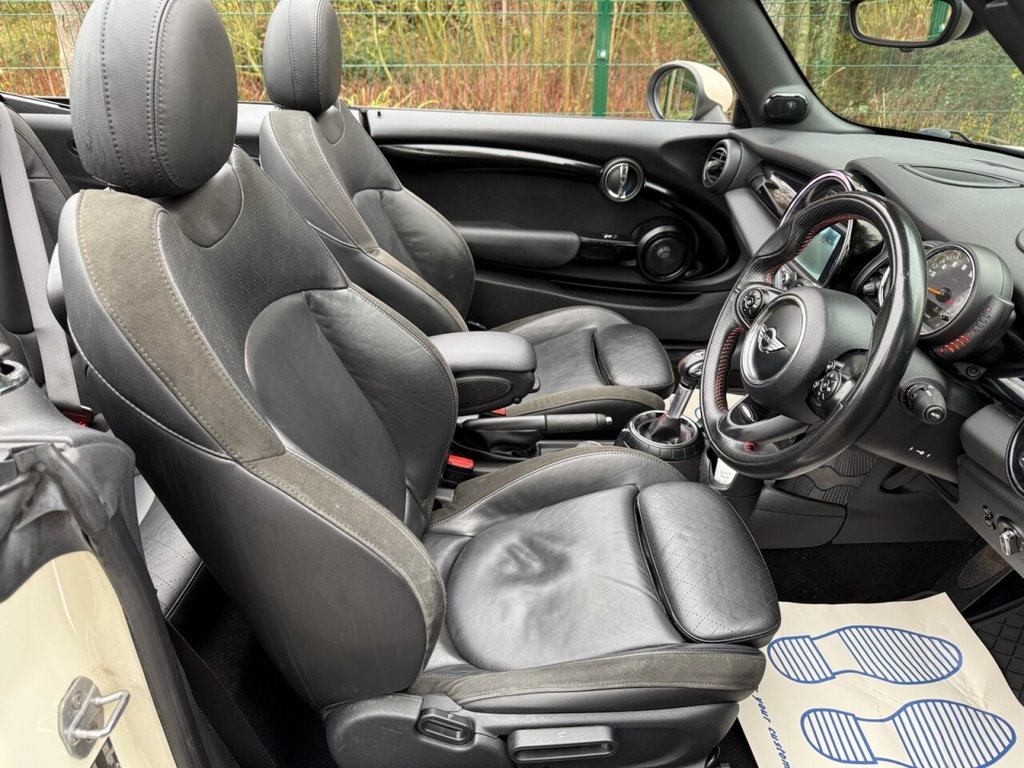 Used MINI Convertible 2017 for sale - 76966216: Photo 24