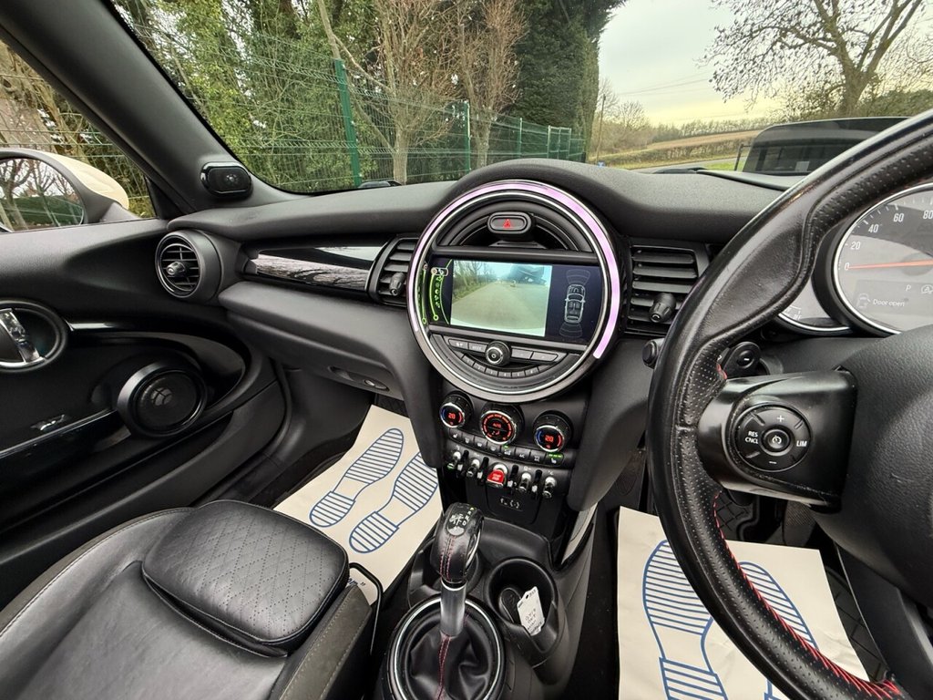 Used MINI Convertible 2017 for sale - 76966216: Photo 28