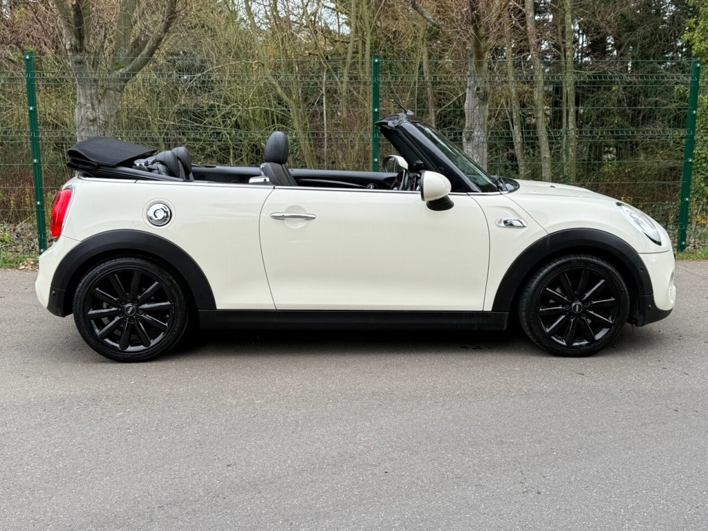 Used MINI Convertible 2017 for sale - 76966216: Photo 4