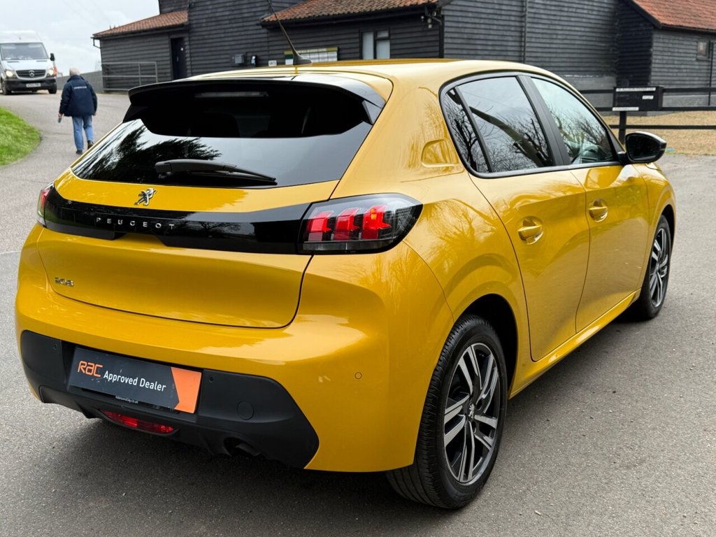 Used Peugeot 208 2023 for sale - 76966214: Photo 10