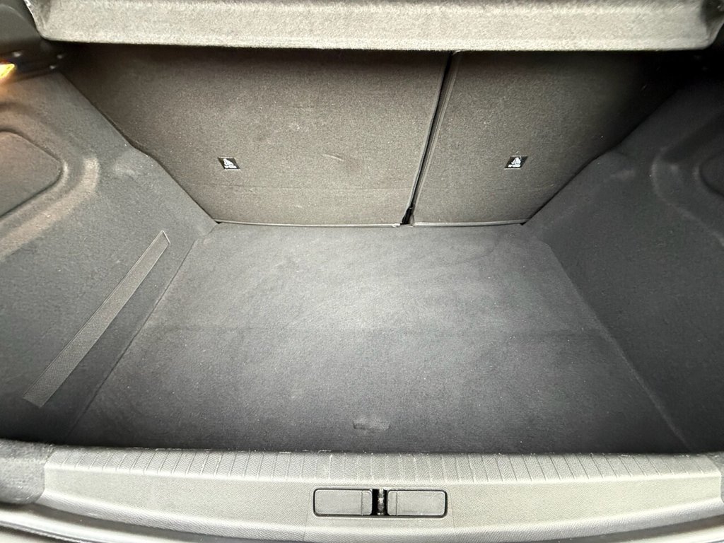 Used Peugeot 208 2023 for sale - 76966214: Photo 47