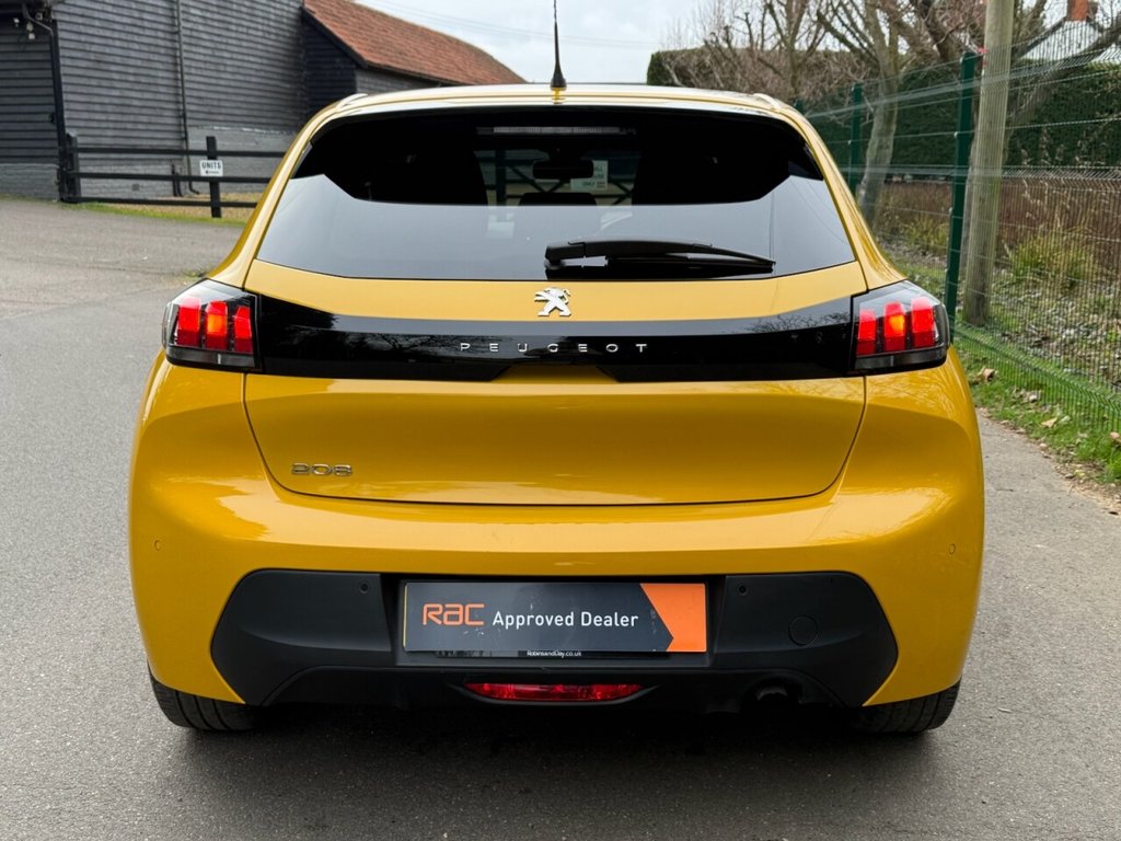 Used Peugeot 208 2023 for sale - 76966214: Photo 5