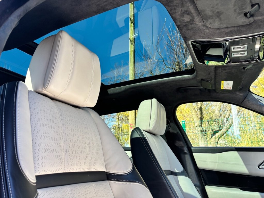 Used Land Rover Range Rover Velar 2017 for sale - 78029724: Photo 34