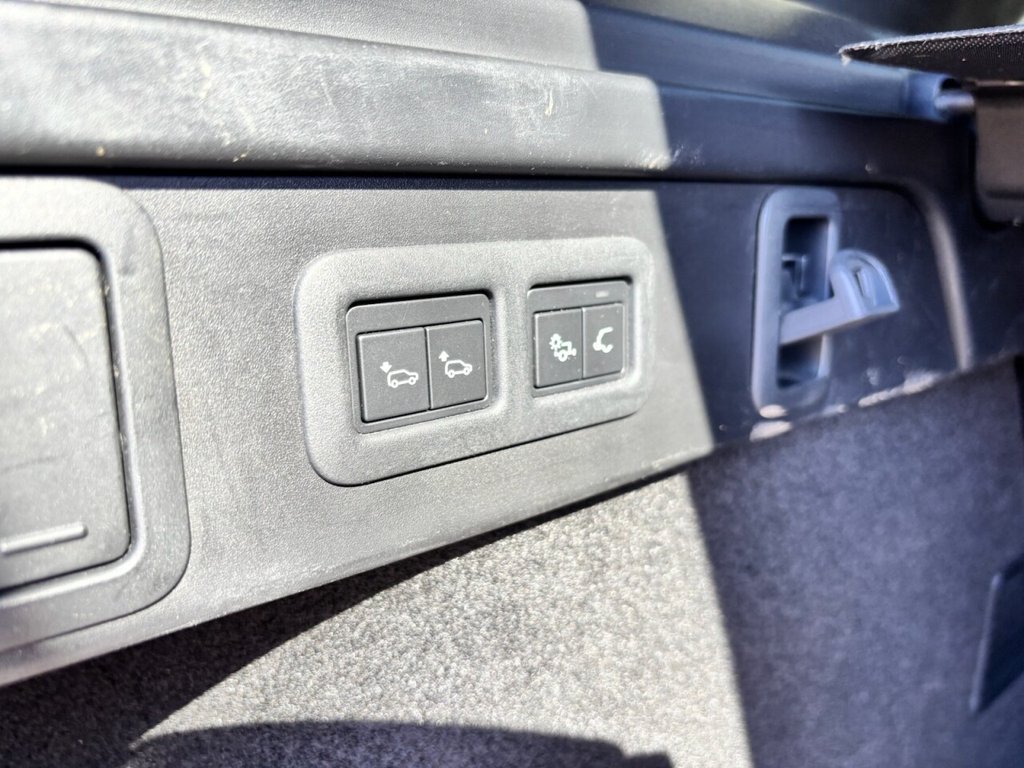 Used Land Rover Range Rover Velar 2017 for sale - 78029724: Photo 45