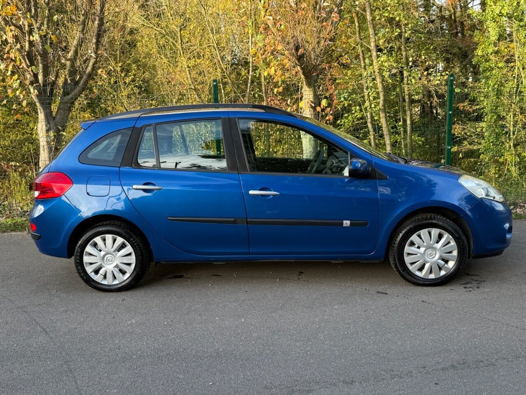 Used Renault Clio 2009 for sale - 76570060: Photo 11