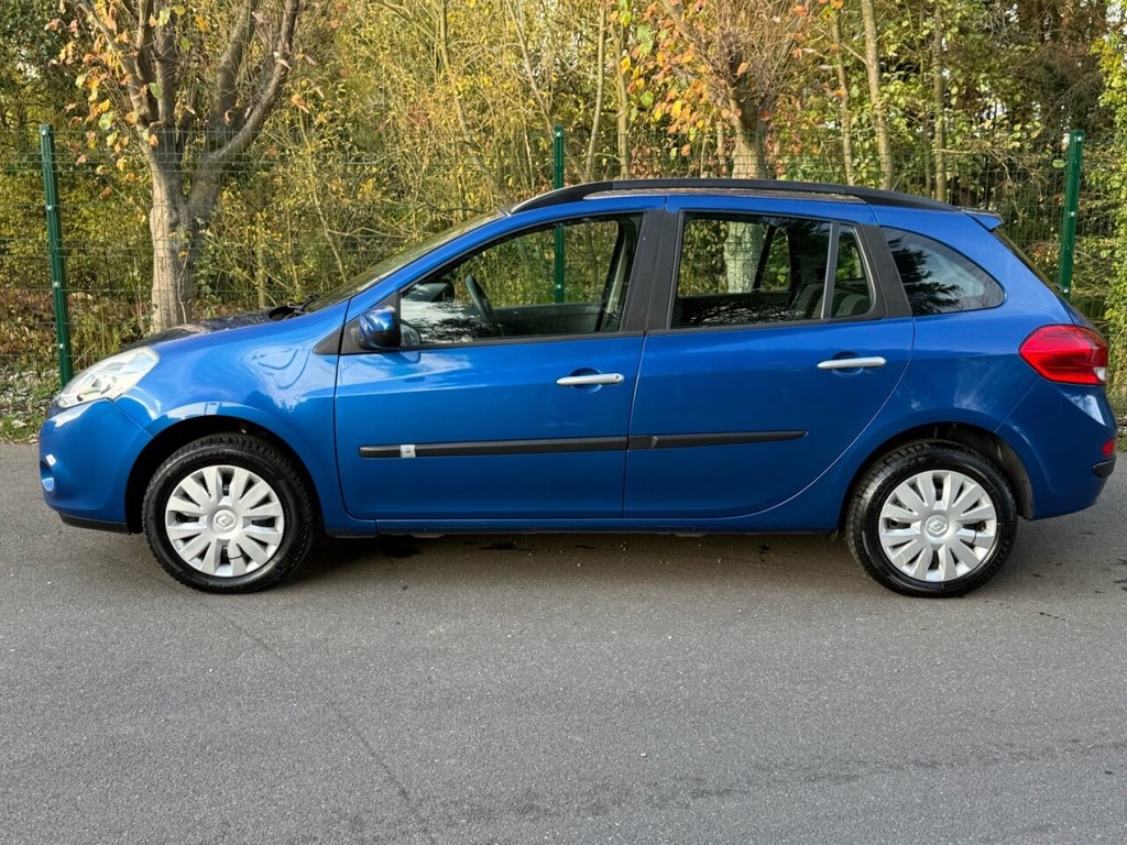 Used Renault Clio 2009 for sale - 76570060: Photo 12