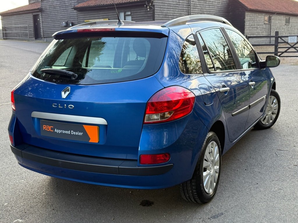 Used Renault Clio 2009 for sale - 76570060: Photo 14