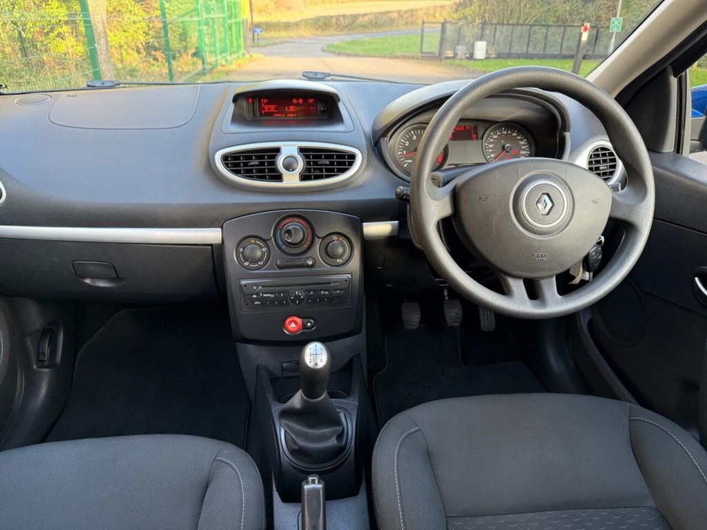 Used Renault Clio 2009 for sale - 76570060: Photo 23