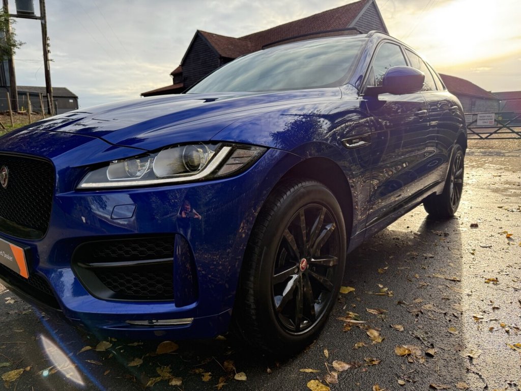 Used Jaguar F-Pace 2018 for sale - 77089087: Photo 18