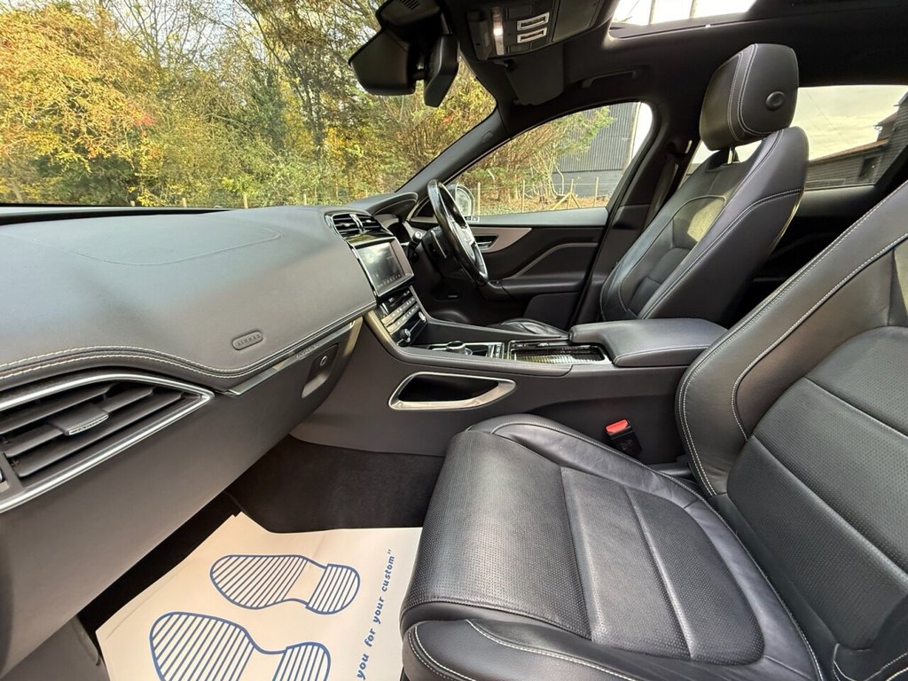 Used Jaguar F-Pace 2018 for sale - 77089087: Photo 24