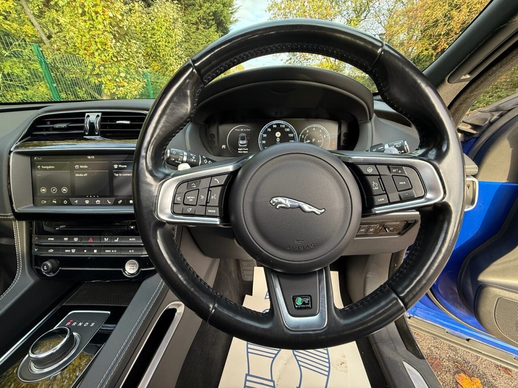 Used Jaguar F-Pace 2018 for sale - 77089087: Photo 35