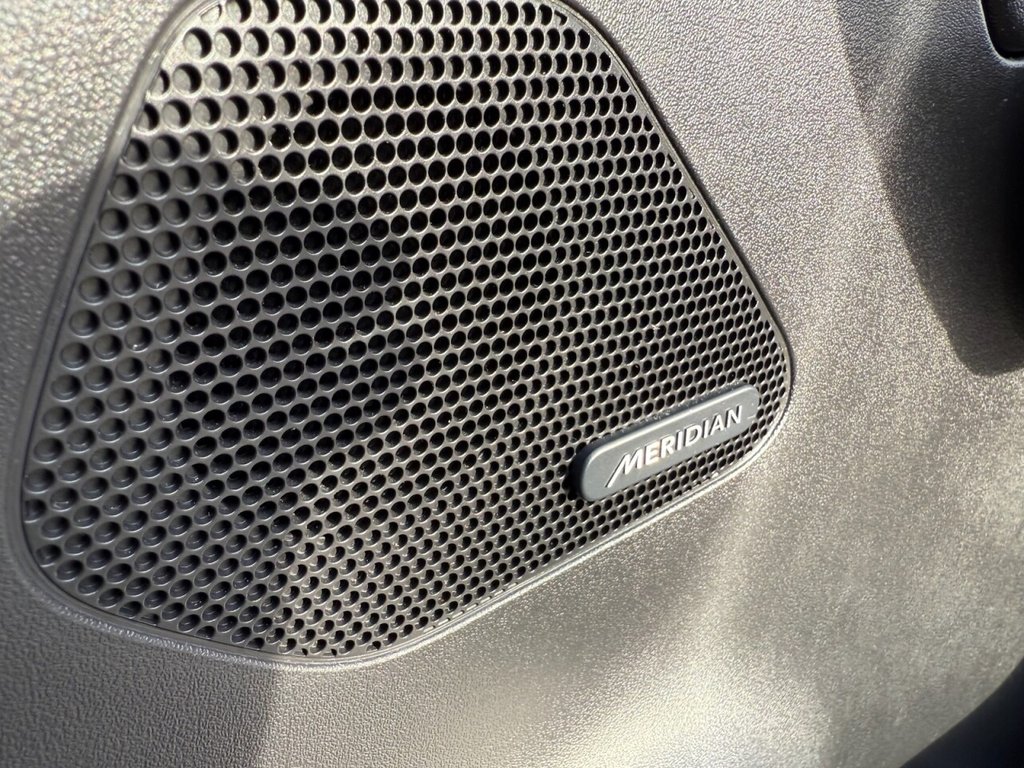 Used Jaguar F-Pace 2018 for sale - 77089087: Photo 38