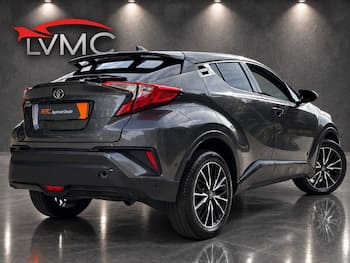 Used Toyota C-HR 2018 for sale - 79778022: Photo