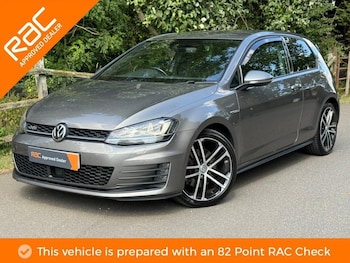 Used Volkswagen Golf 2017 for sale - 75542772: Photo