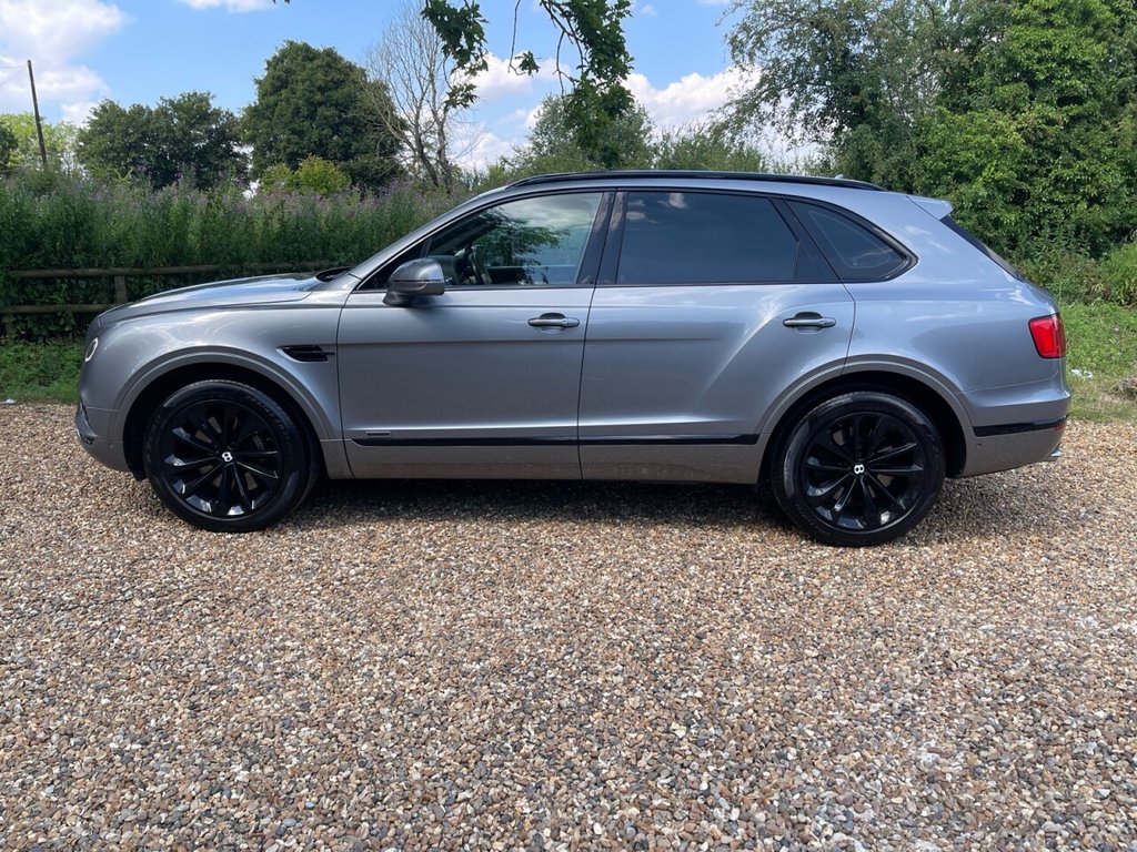 Used Bentley Bentayga 2017 for sale - 77231911: Photo 12