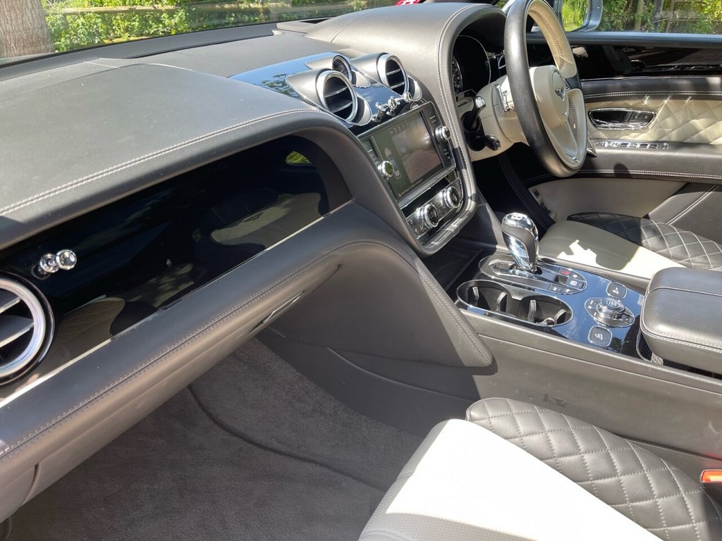Used Bentley Bentayga 2017 for sale - 77231911: Photo 23