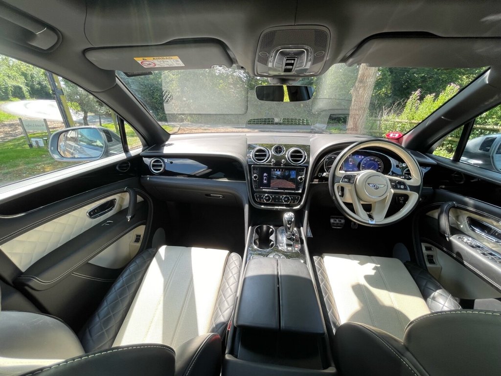 Used Bentley Bentayga 2017 for sale - 77231911: Photo 25