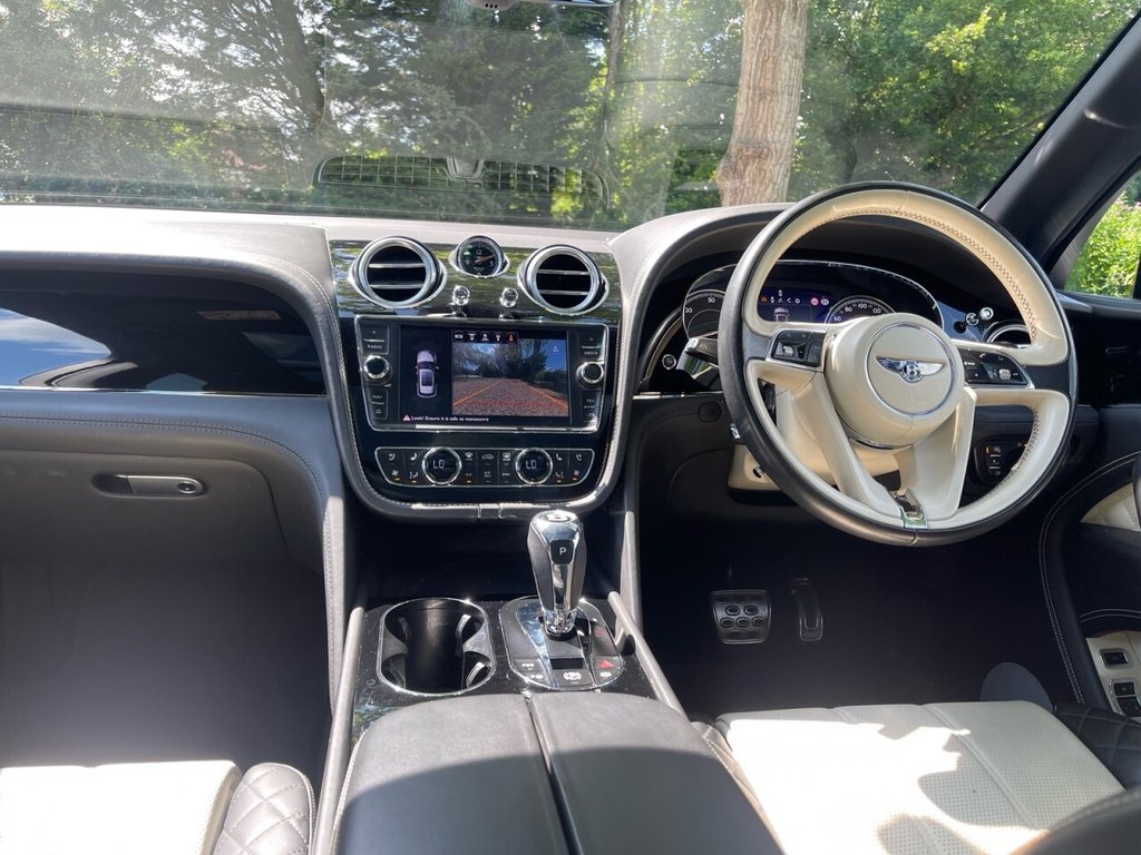 Used Bentley Bentayga 2017 for sale - 77231911: Photo 27