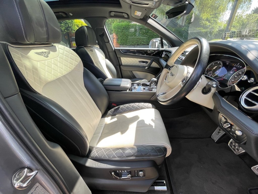 Used Bentley Bentayga 2017 for sale - 77231911: Photo 32