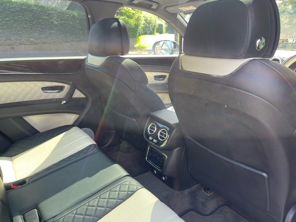 Used Bentley Bentayga 2017 for sale - 77231911: Photo 43