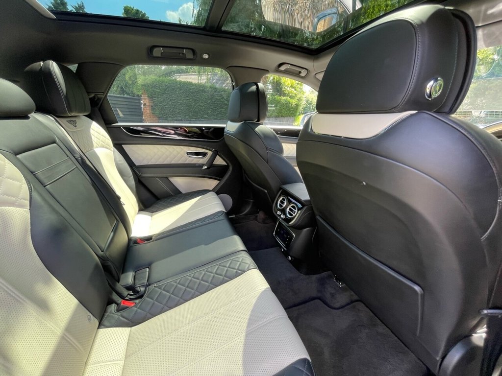 Used Bentley Bentayga 2017 for sale - 77231911: Photo 49