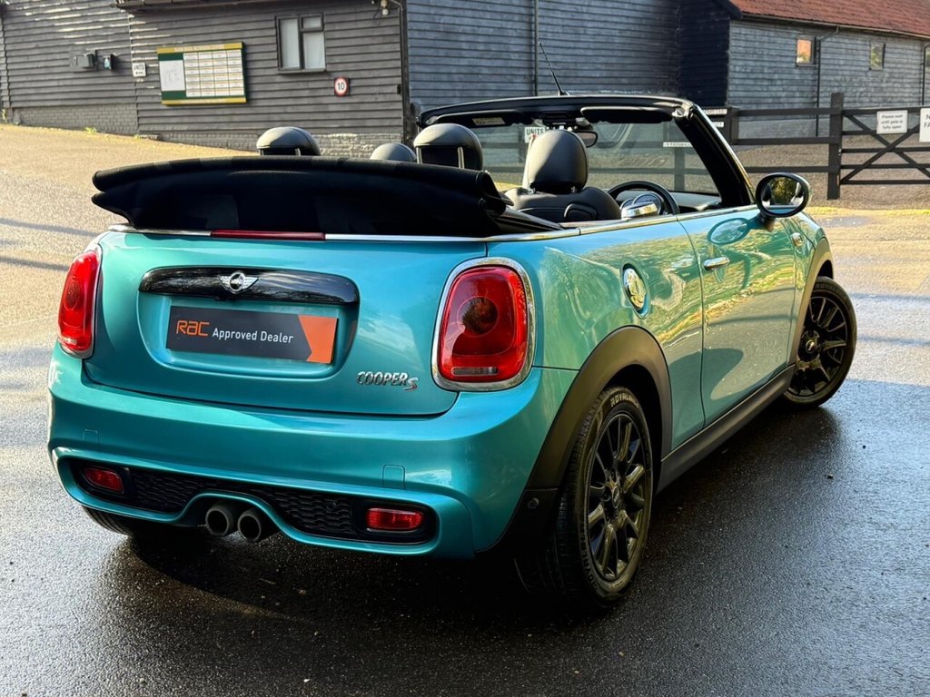 Used MINI Convertible 2017 for sale - 76563136: Photo 2