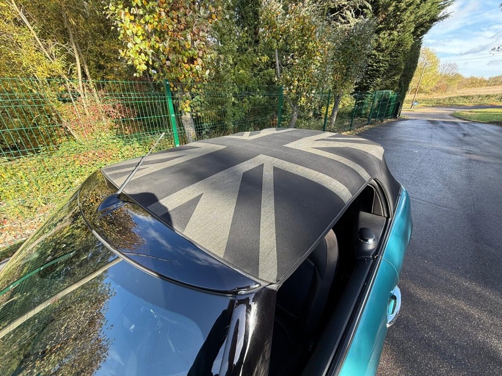 Used MINI Convertible 2017 for sale - 76563136: Photo 20