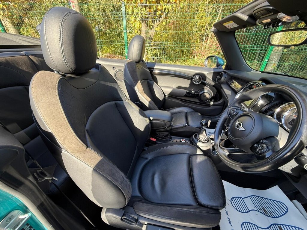 Used MINI Convertible 2017 for sale - 76563136: Photo 26