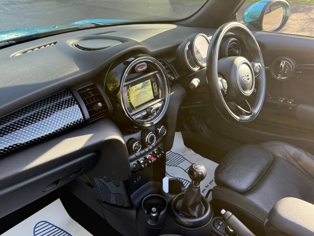 Used MINI Convertible 2017 for sale - 76563136: Photo 32