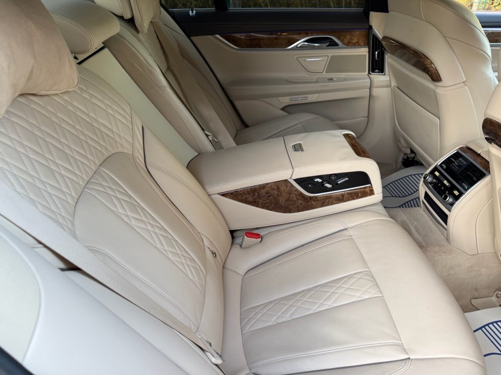 Used BMW 7 Series 2017 for sale - 77080450: Photo 42