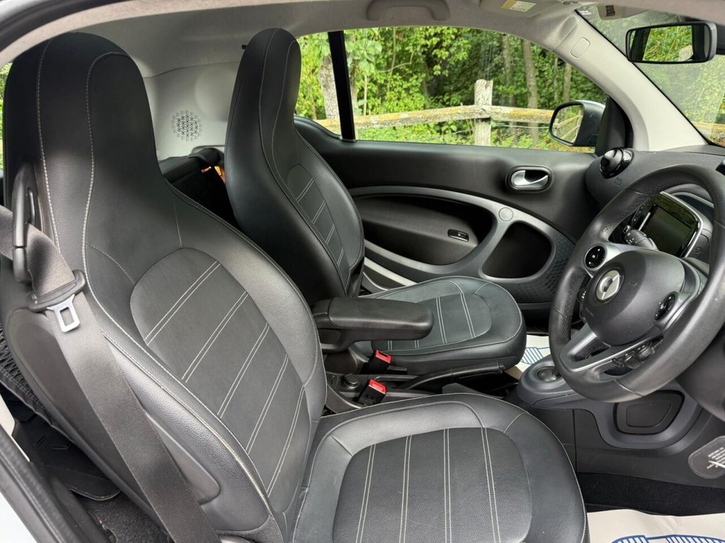 Used smart fortwo 2019 for sale - 75685212: Photo 33
