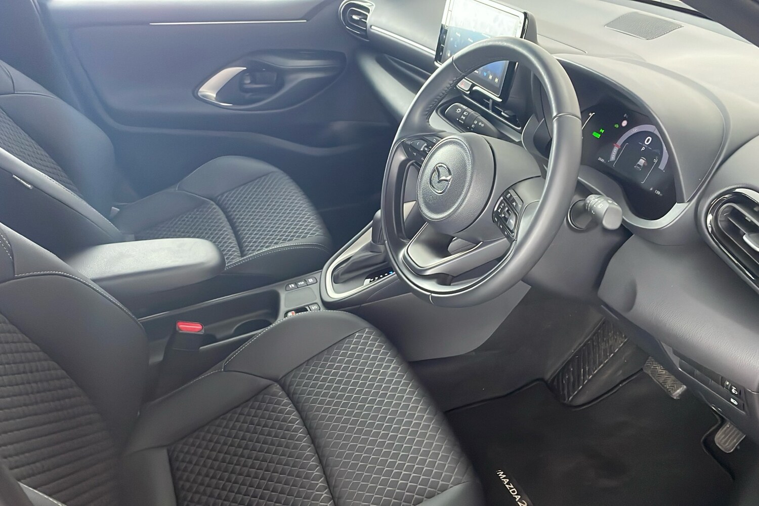 Used Mazda Mazda2 HYBRID 2025 for sale - 77729330: Photo 11