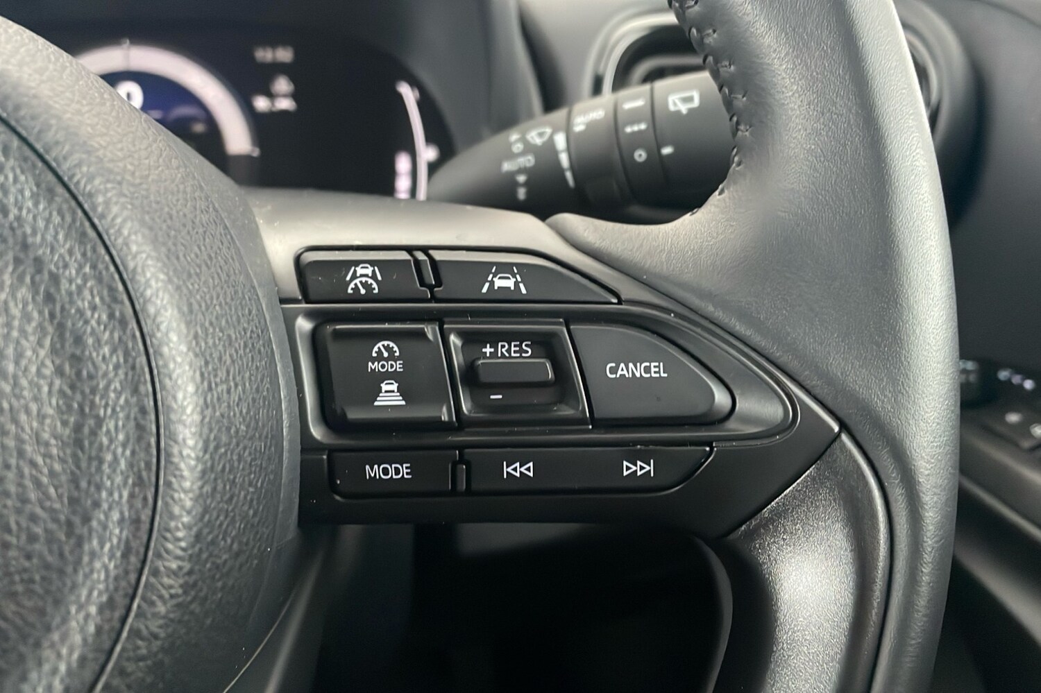 Used Mazda Mazda2 HYBRID 2025 for sale - 77729330: Photo 17