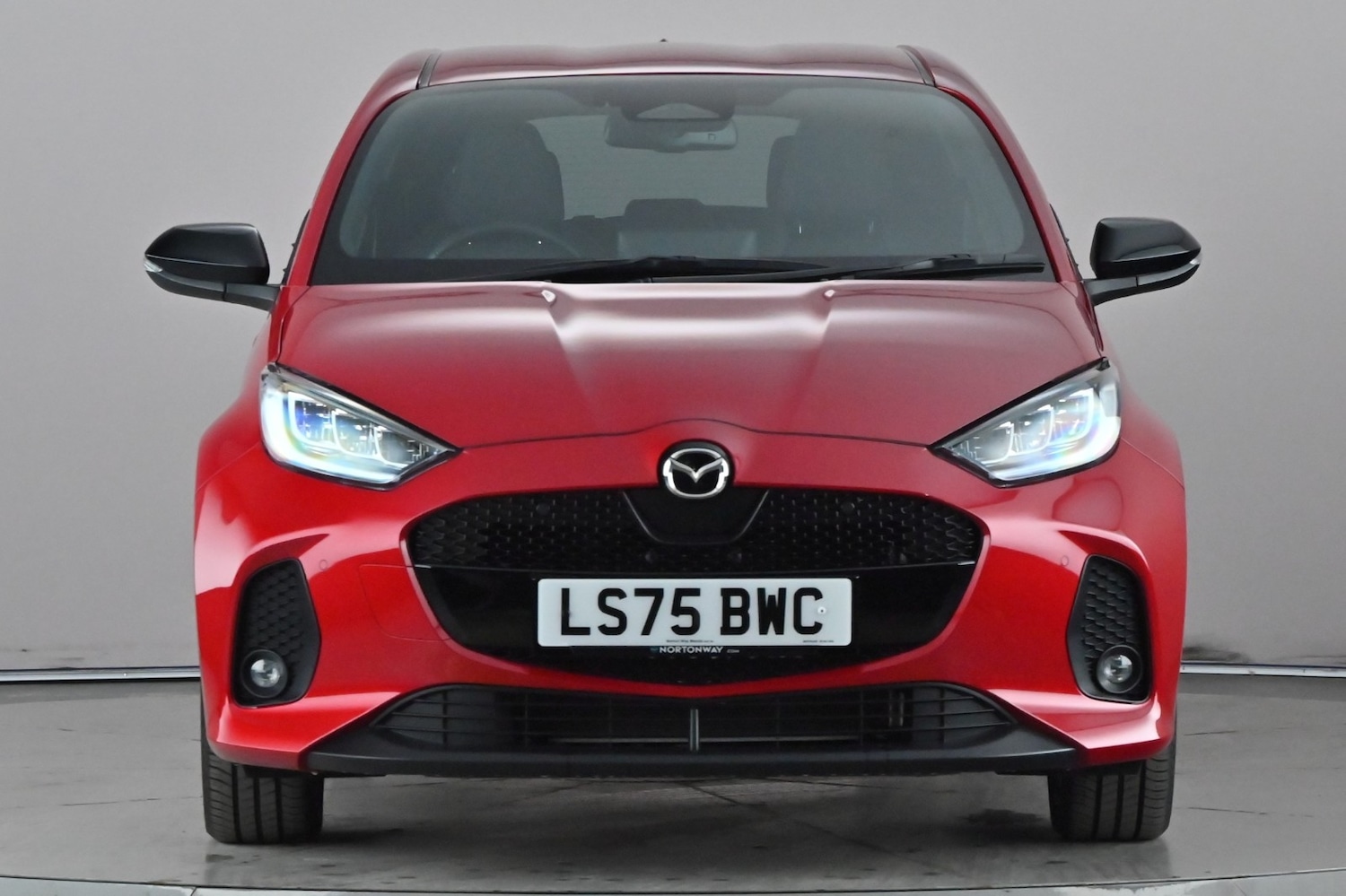Used Mazda Mazda2 HYBRID 2025 for sale - 77729330: Photo 2